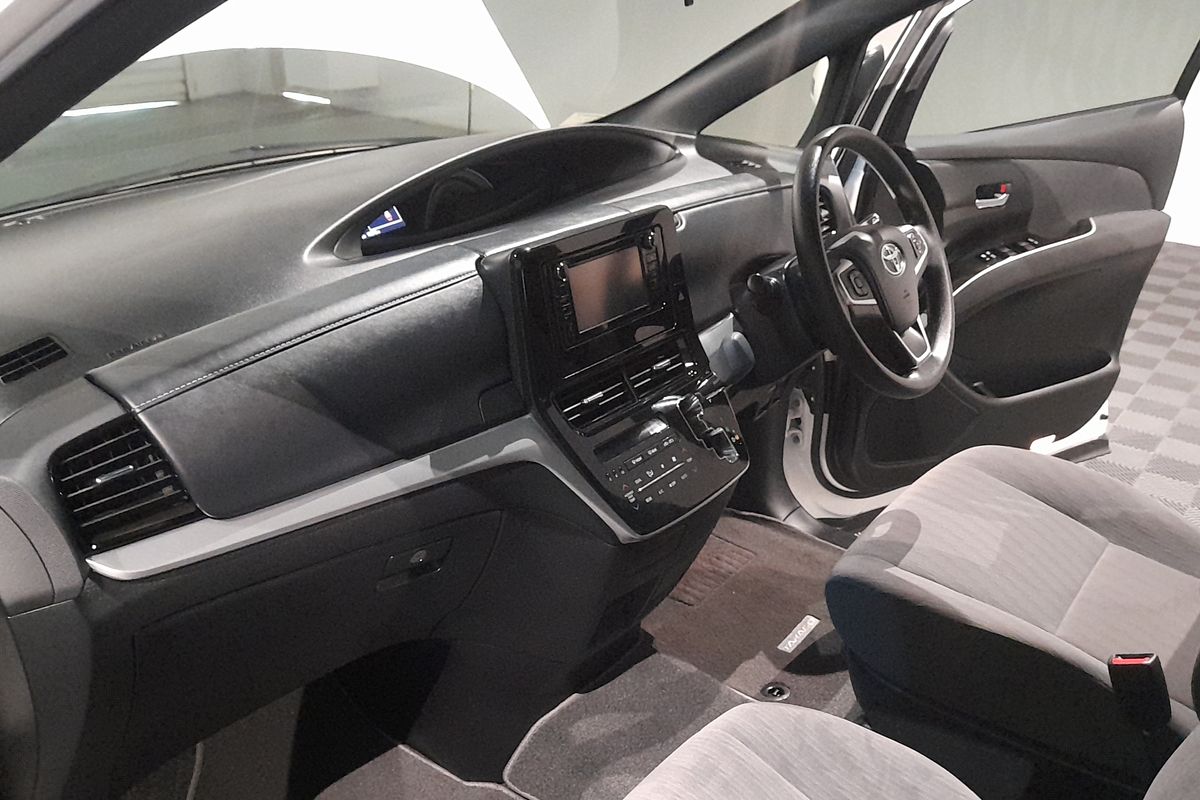 2018 Toyota Tarago GLi ACR50R