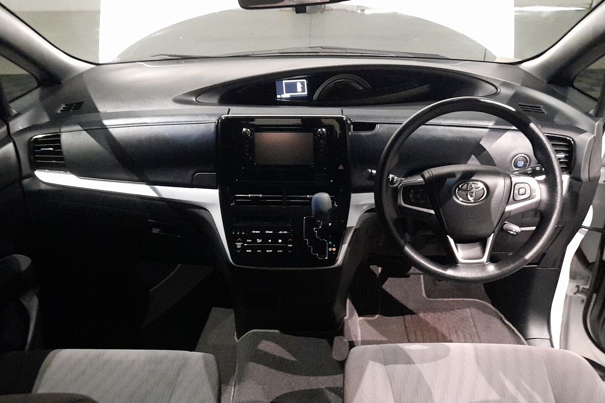2018 Toyota Tarago GLi ACR50R