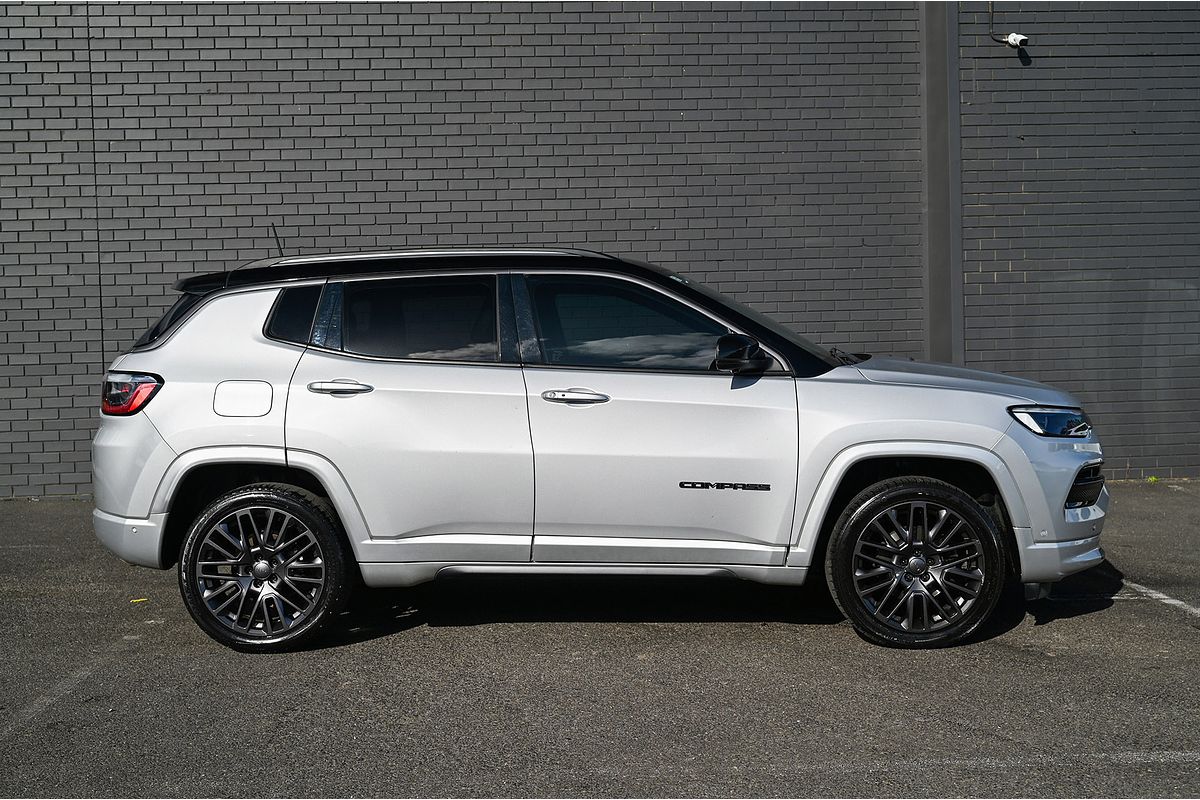 2022 Jeep Compass S-Limited M6