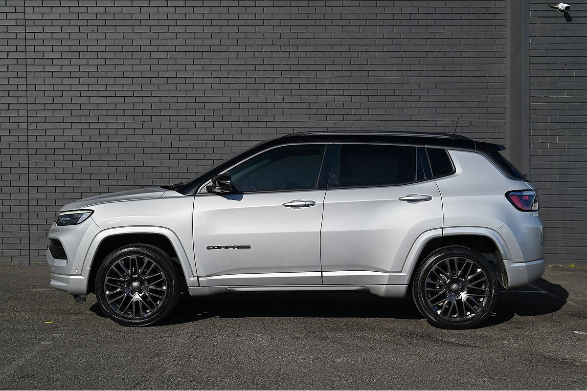 2022 Jeep Compass S-Limited M6