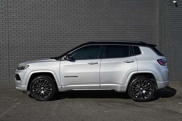 2022 Jeep Compass S-Limited M6