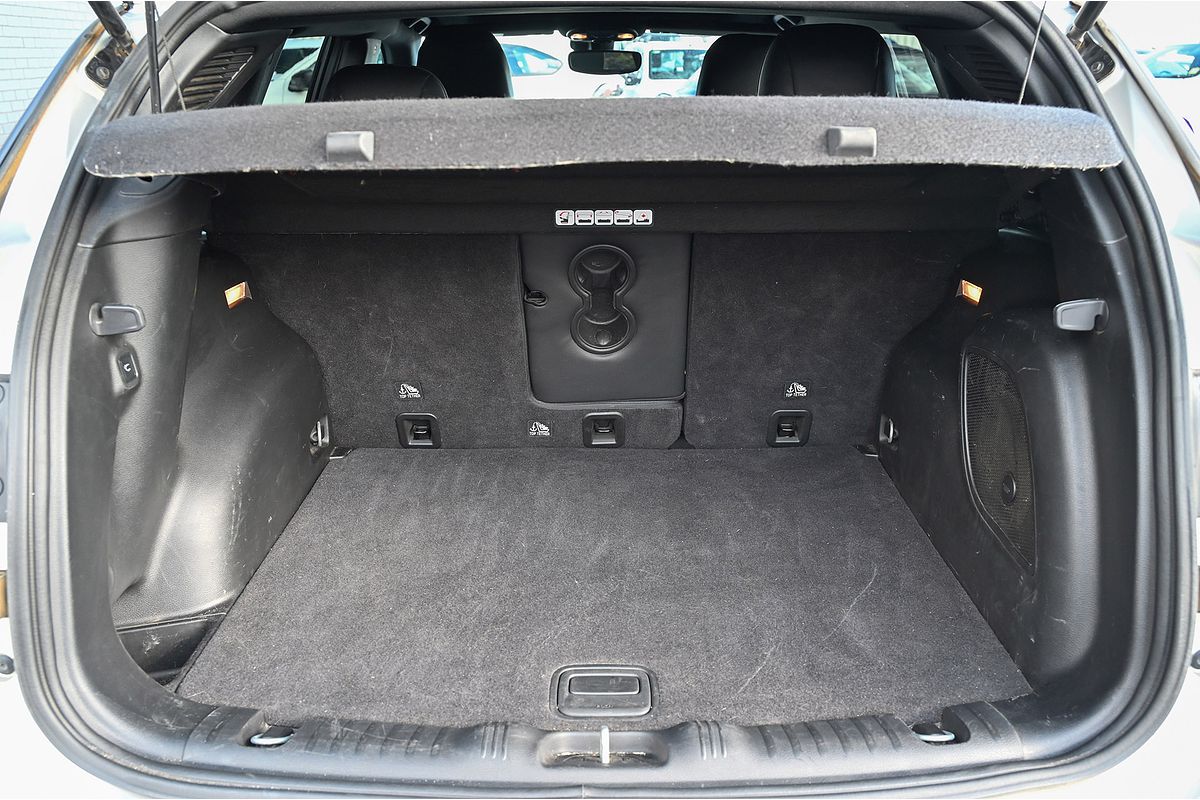 2022 Jeep Compass S-Limited M6