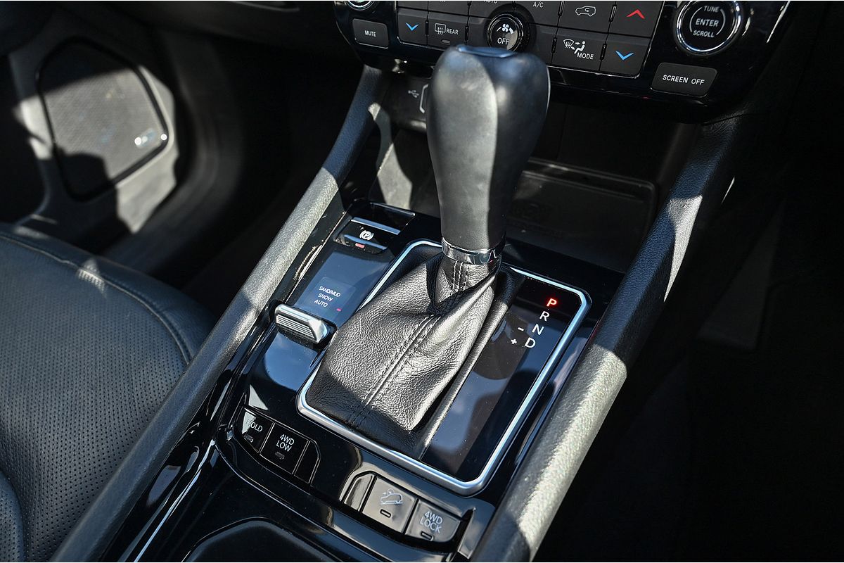 2022 Jeep Compass S-Limited M6