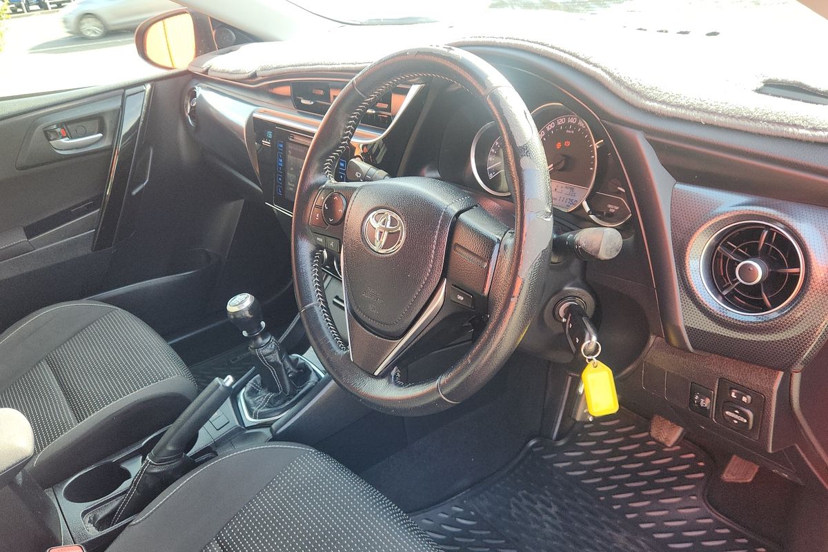 2016 Toyota Corolla Ascent Sport ZRE182R