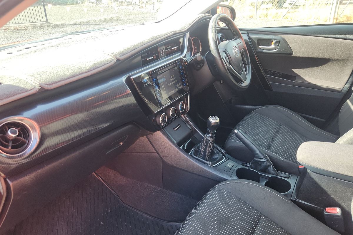 2016 Toyota Corolla Ascent Sport ZRE182R