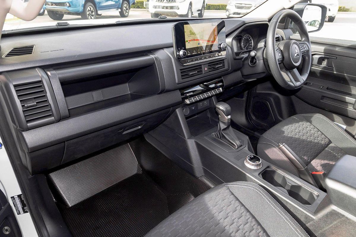 2024 Mitsubishi Triton GLX+ MV 4X4