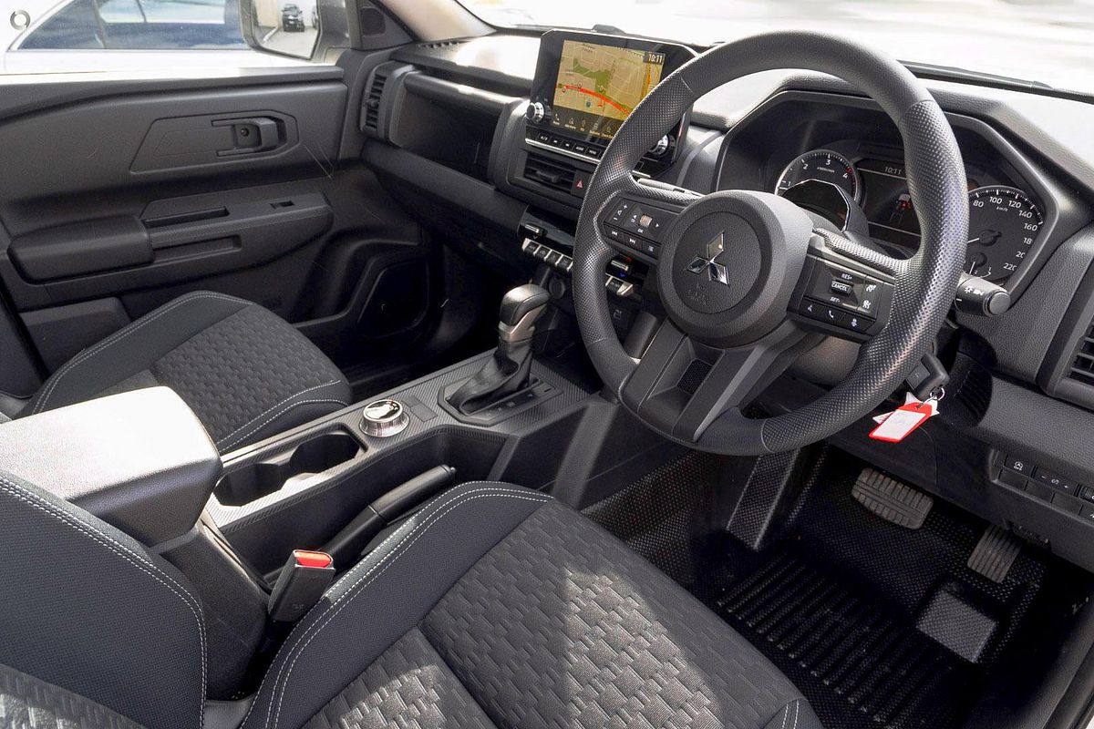 2024 Mitsubishi Triton GLX+ MV 4X4