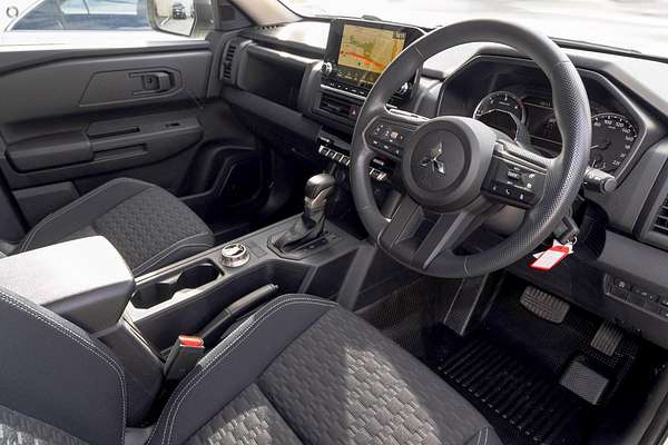 2024 Mitsubishi Triton GLX+ MV 4X4