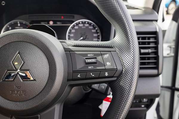 2024 Mitsubishi Triton GLX+ MV 4X4