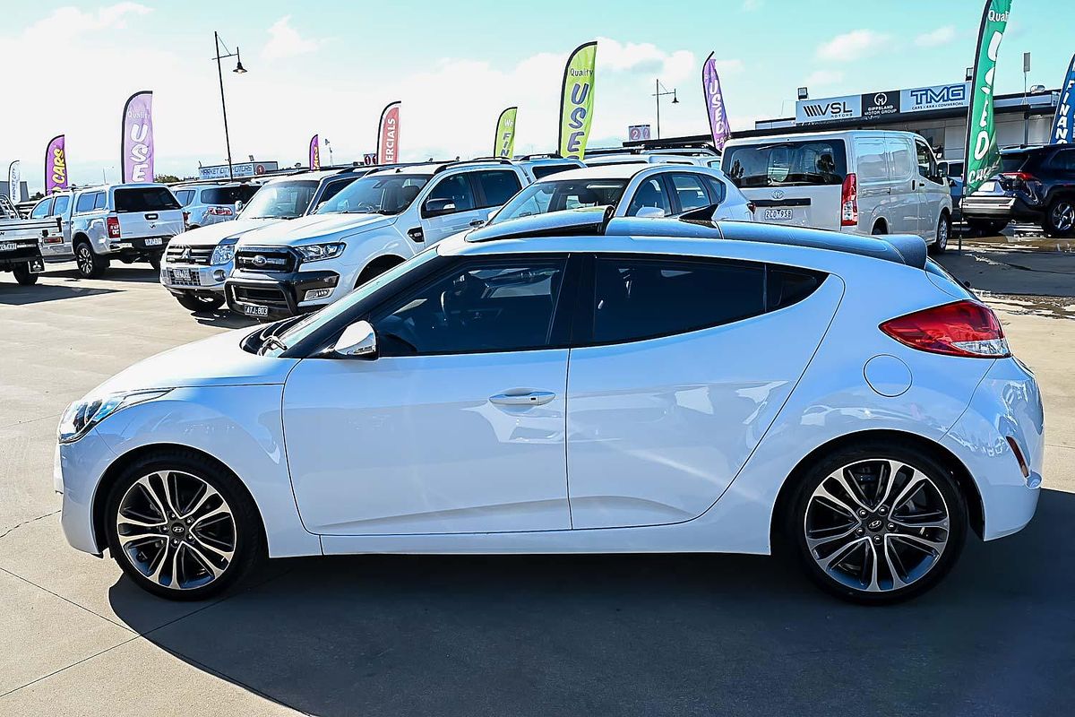 2017 Hyundai Veloster FS5 Series II