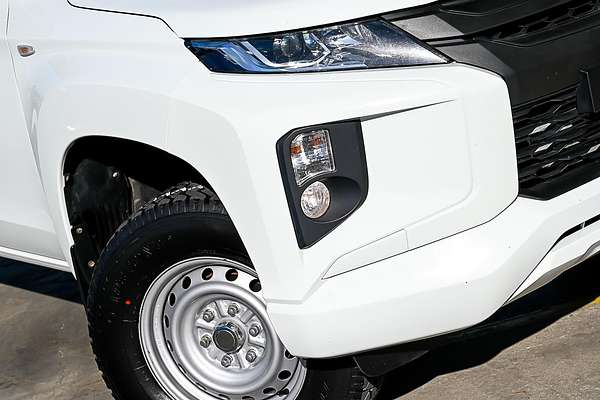 2020 Mitsubishi Triton GLX MR 4X4