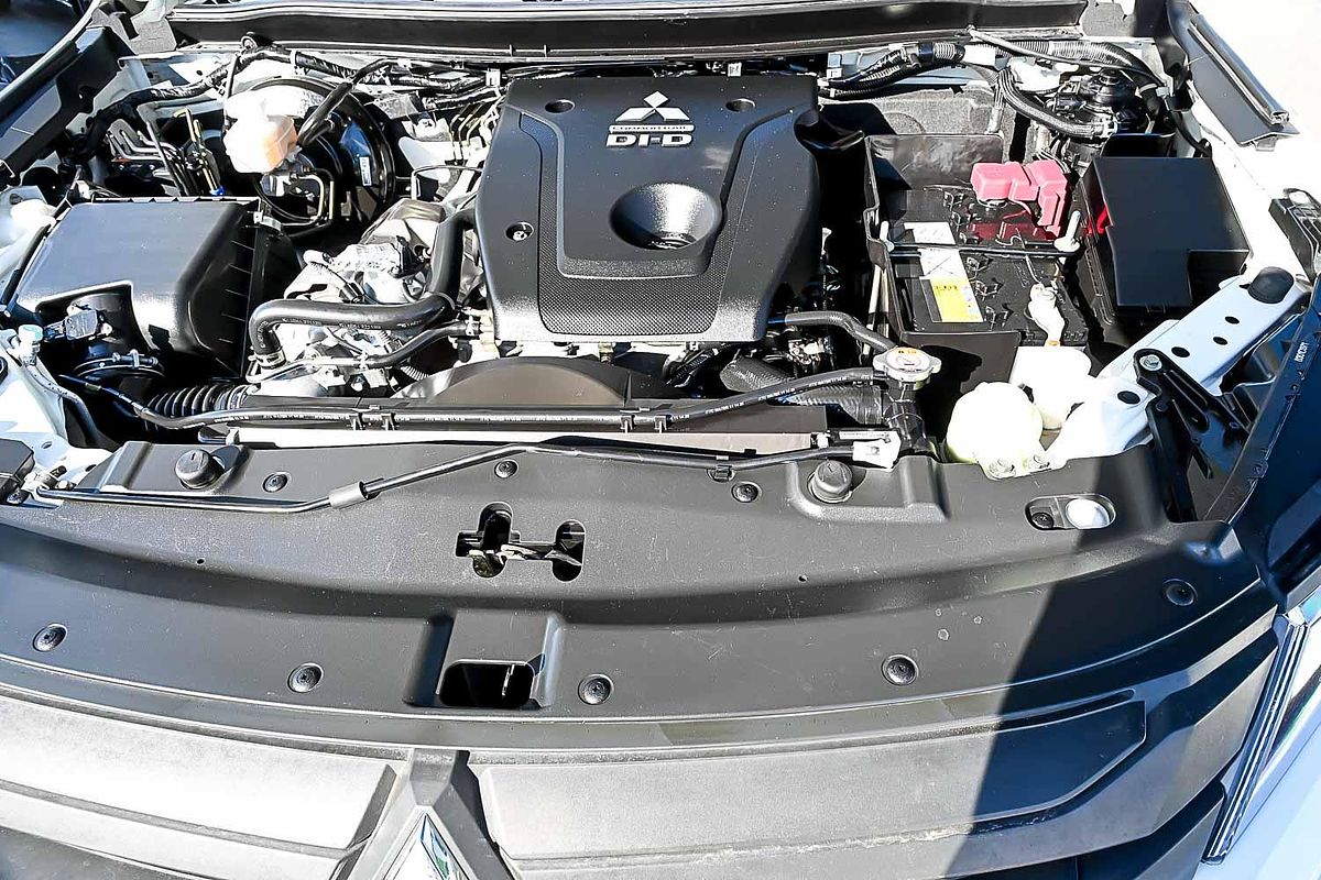 2020 Mitsubishi Triton GLX MR 4X4