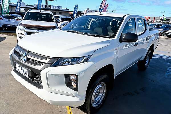 2020 Mitsubishi Triton GLX MR 4X4