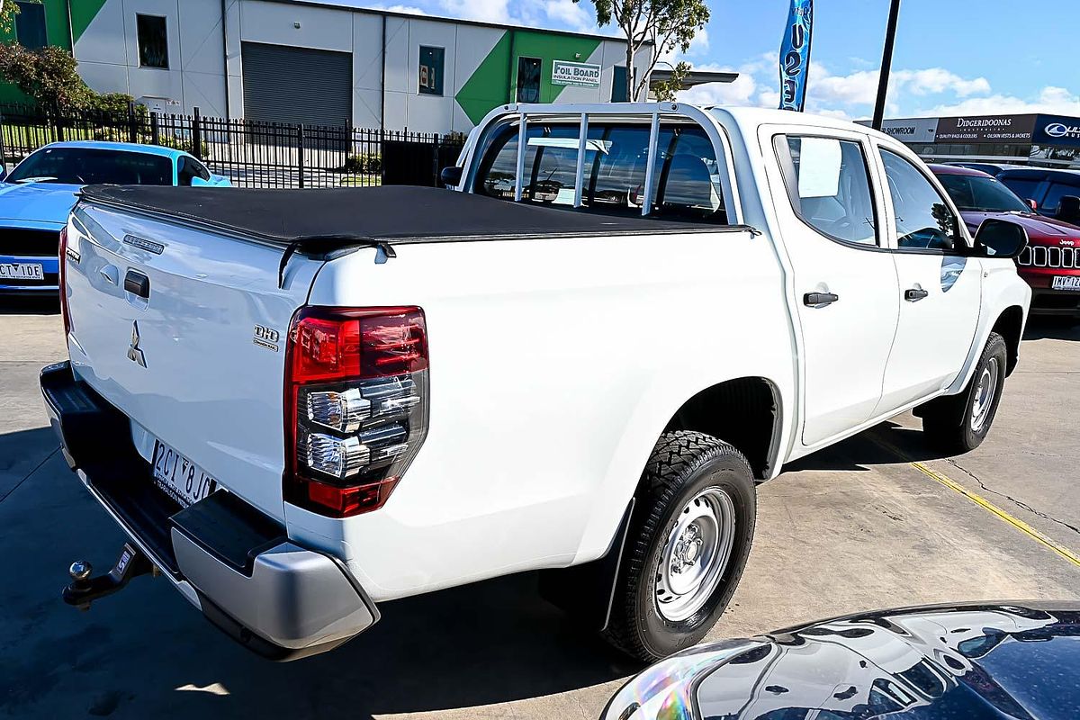 2020 Mitsubishi Triton GLX MR 4X4