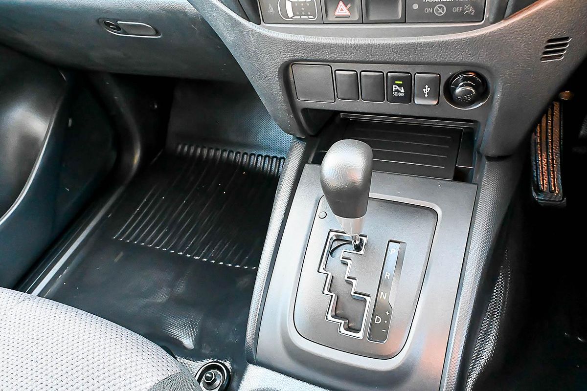 2020 Mitsubishi Triton GLX MR 4X4