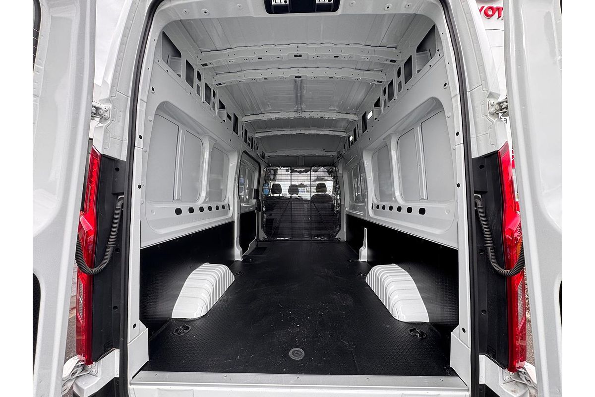2024 LDV Deliver 9 LWB