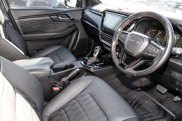 2024 Isuzu D-MAX X-TERRAIN 4X4