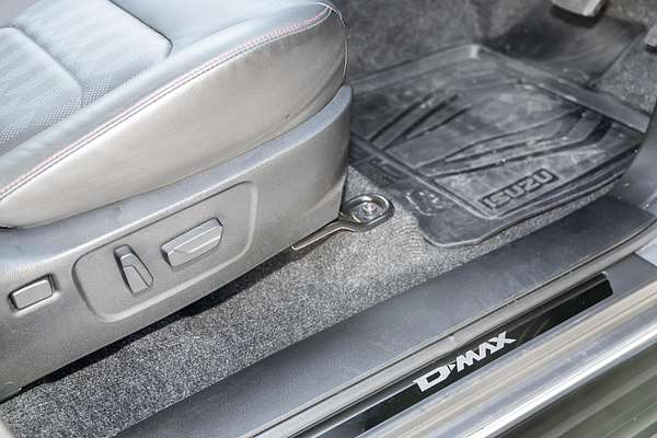 2024 Isuzu D-MAX X-TERRAIN 4X4