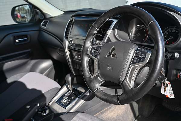 2021 Mitsubishi Triton GLX-R MR 4X4