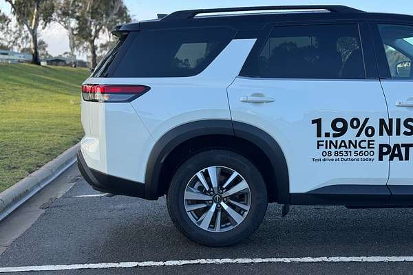 2025 Nissan Pathfinder Ti R53