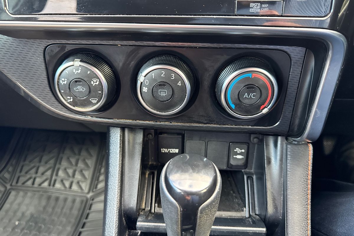 2017 Toyota Corolla SX ZRE182R