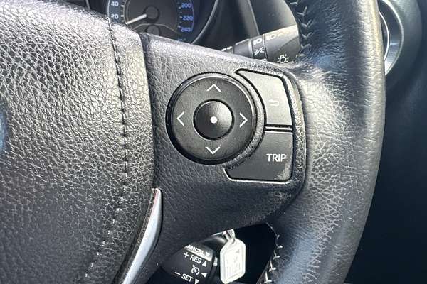 2017 Toyota Corolla SX ZRE182R