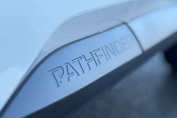 2025 Nissan Pathfinder Ti R53