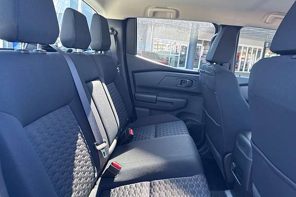 2024 Mitsubishi Triton GLX MV Rear Wheel Drive