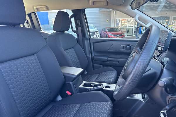 2024 Mitsubishi Triton GLX MV Rear Wheel Drive