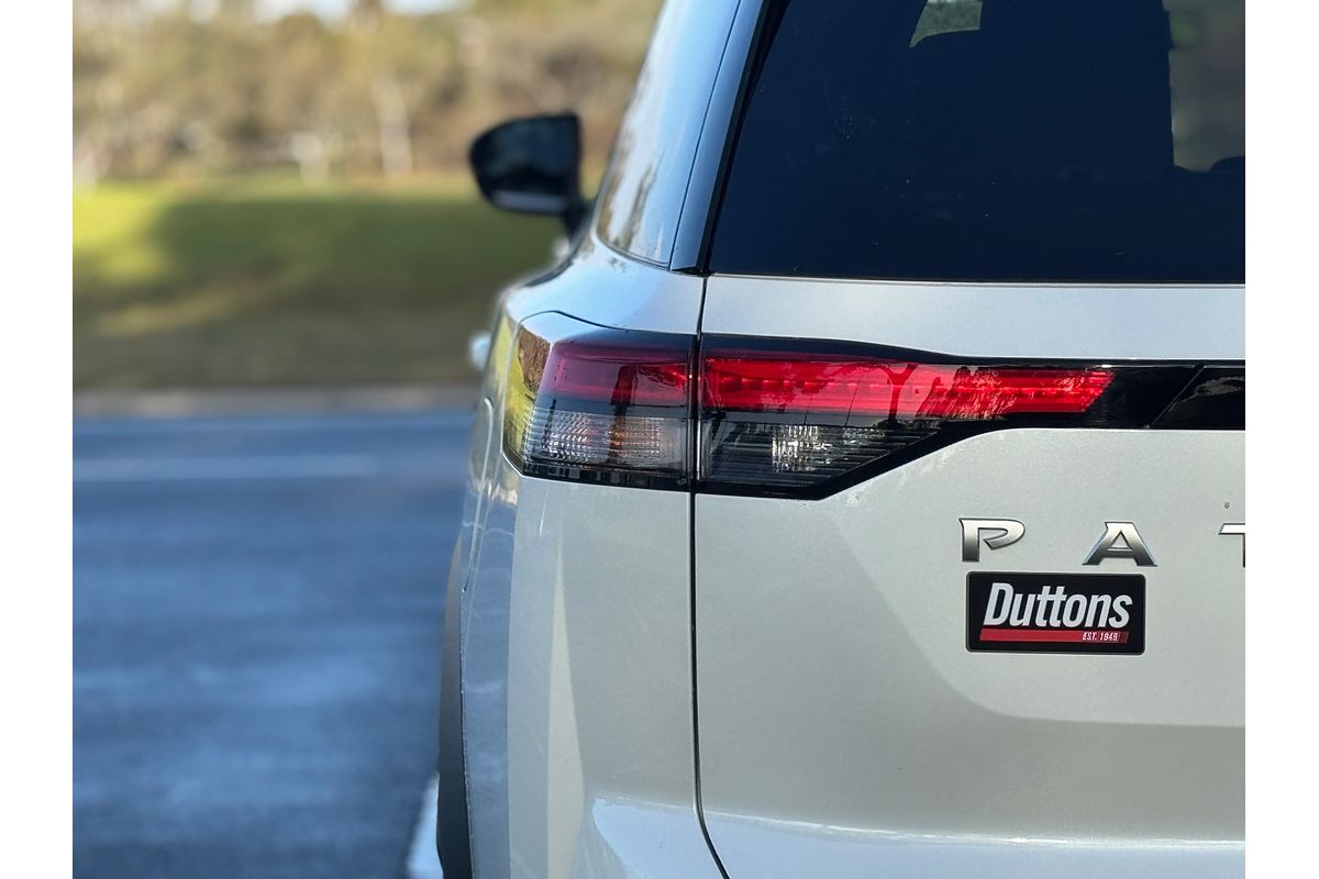 2025 Nissan Pathfinder Ti R53