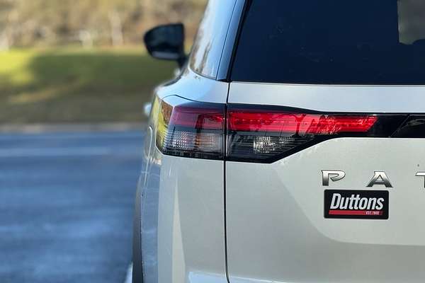 2025 Nissan Pathfinder Ti R53