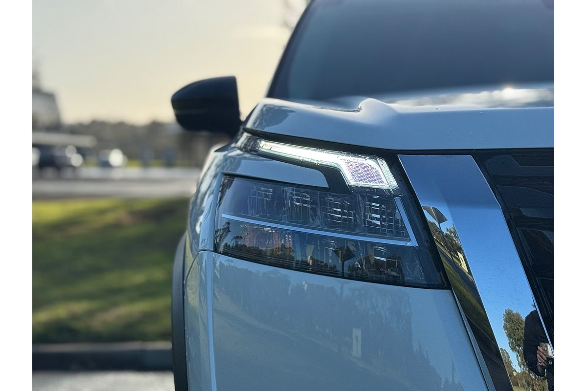 2025 Nissan Pathfinder Ti R53