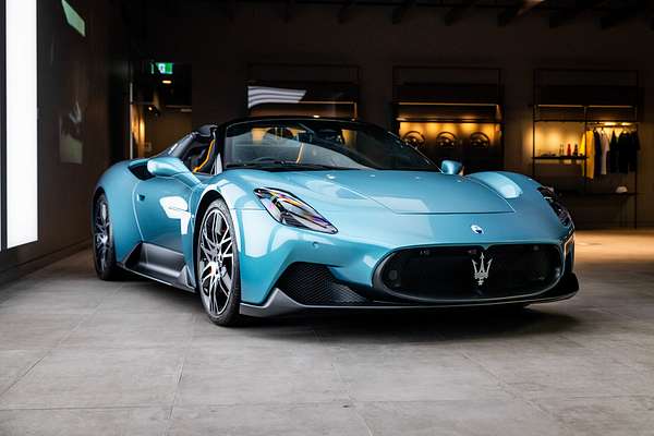 2024 Maserati MC20 Cielo M240