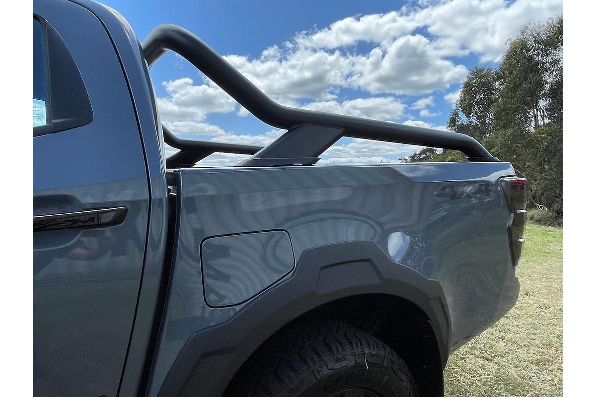 2025 Isuzu D-MAX BLADE 4X4