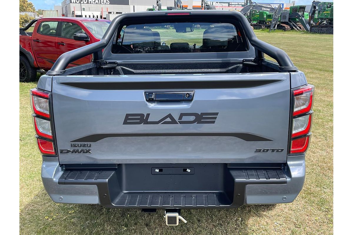 2025 Isuzu D-MAX BLADE 4X4