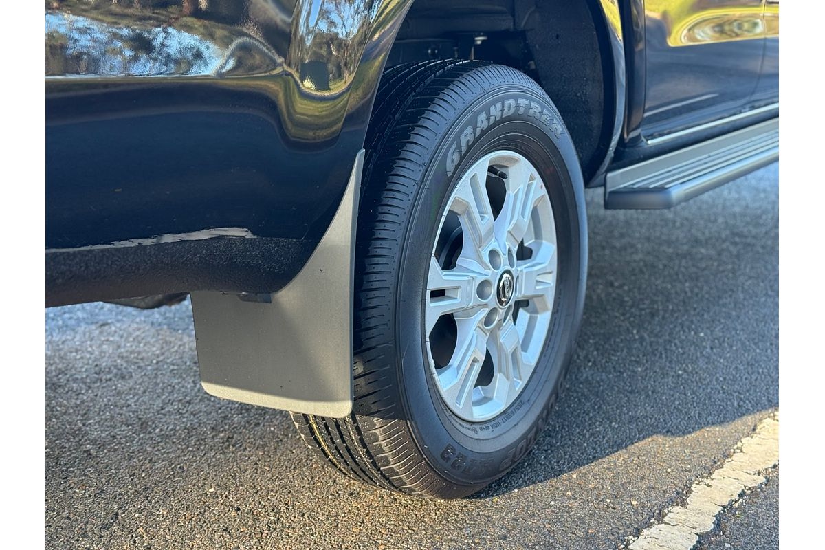 2025 Nissan Navara ST D23 4X4