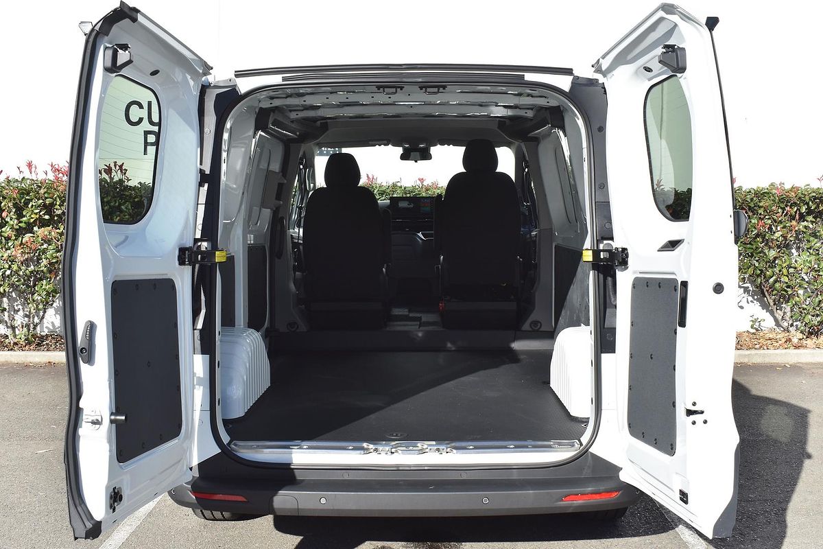 2024 LDV Deliver 7 SWB