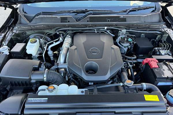 2025 Nissan Navara ST D23 4X4