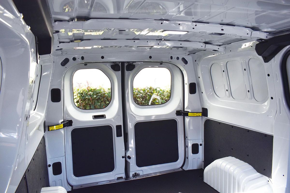 2024 LDV Deliver 7 SWB