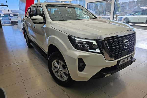 2024 Nissan Navara ST D23 4X4