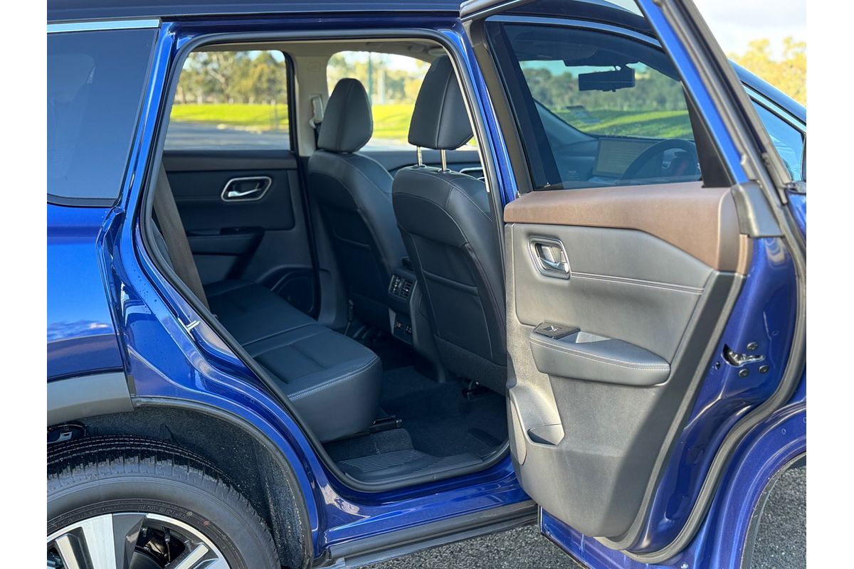 2025 Nissan X-TRAIL Ti T33