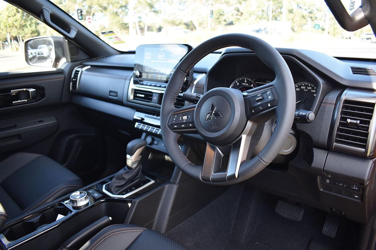 2024 Mitsubishi Triton GSR MV 4X4