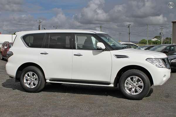 2013 Nissan Patrol ST-L Y62