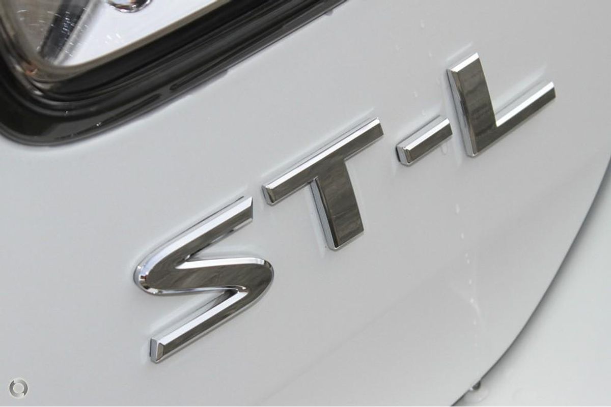 2013 Nissan Patrol ST-L Y62