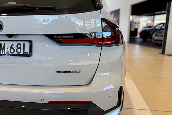 2023 BMW iX1 eDrive20 xLine U11