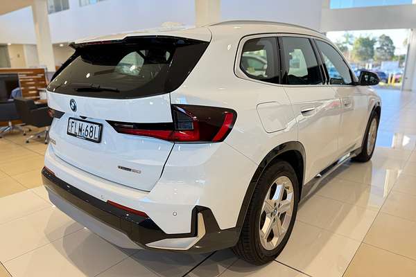 2023 BMW iX1 eDrive20 xLine U11