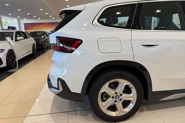 2023 BMW iX1 eDrive20 xLine U11