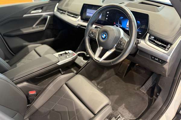 2023 BMW iX1 eDrive20 xLine U11