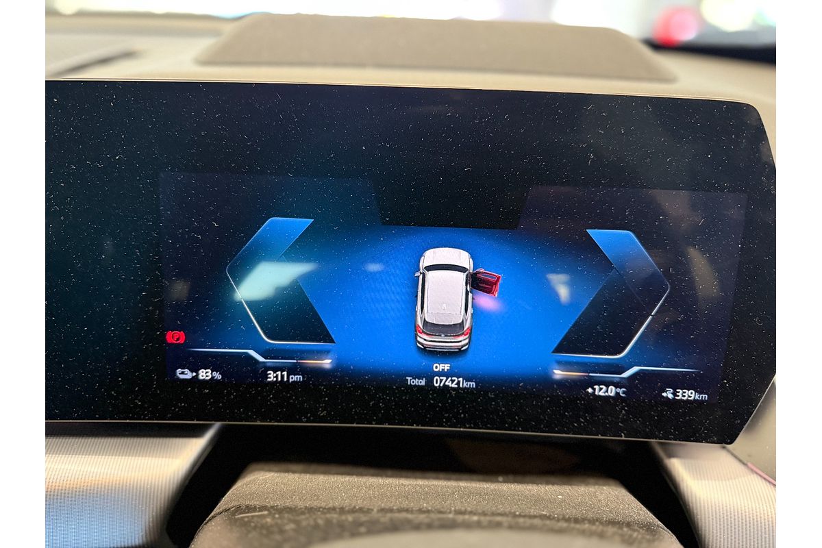 2023 BMW iX1 eDrive20 xLine U11