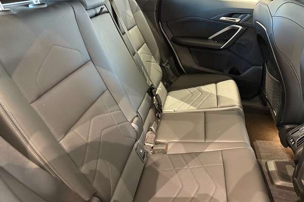 2023 BMW iX1 eDrive20 xLine U11